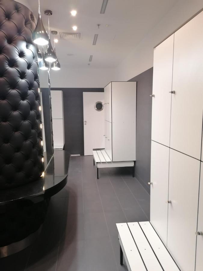 Szczecin Hanza Tower Apartment-Basen Buitenkant foto