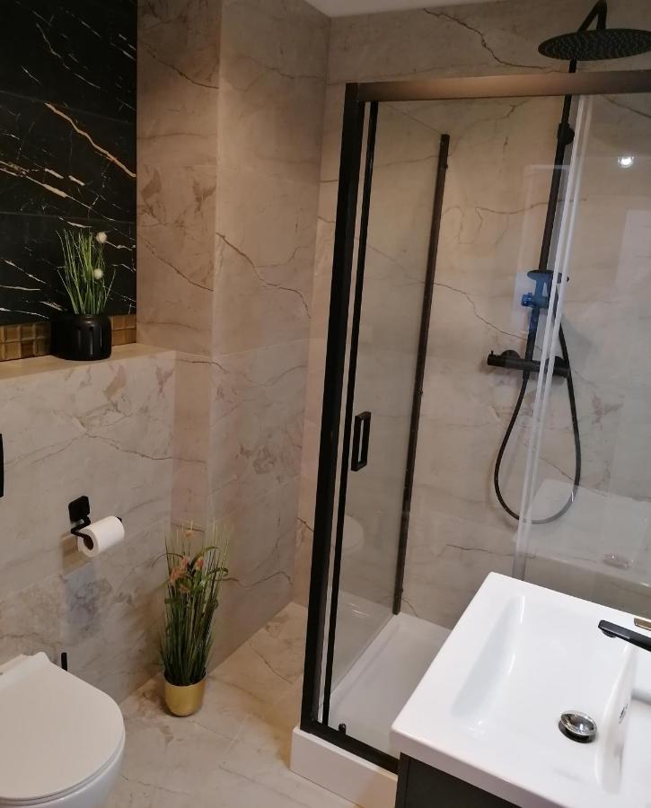 Szczecin Hanza Tower Apartment-Basen Buitenkant foto