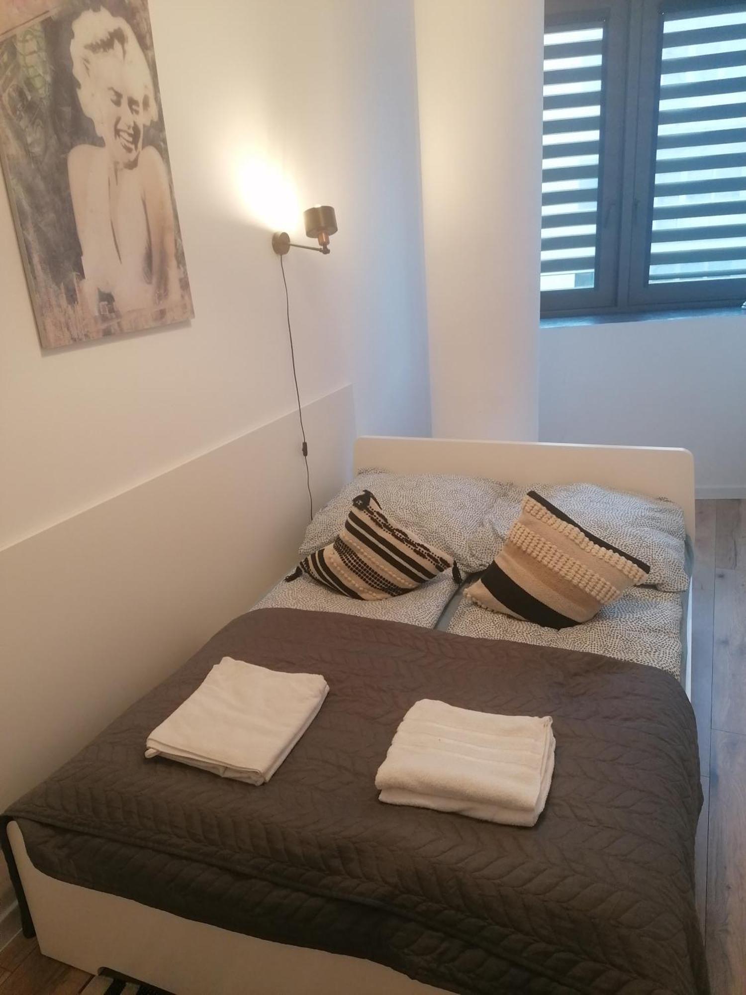 Szczecin Hanza Tower Apartment-Basen Buitenkant foto